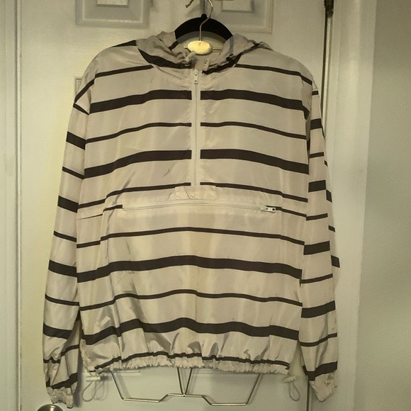 Thread + Supply Hooded  Raincoat Size M #404 - Picture 1 of 12